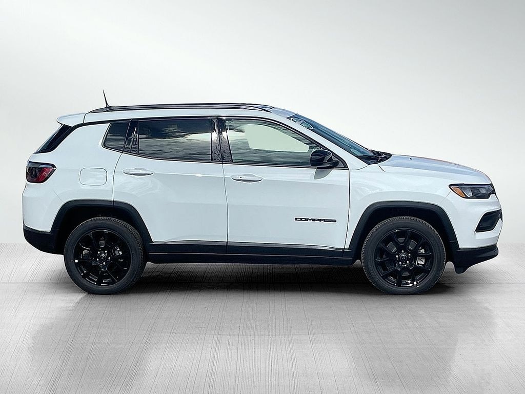 New 2025 Jeep Compass LATITUDE 4X4 Sport Utility