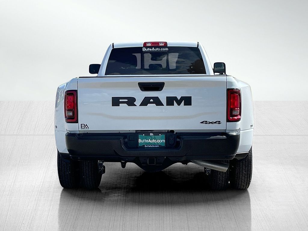 2025 Ram 3500 Tradesman photo 4