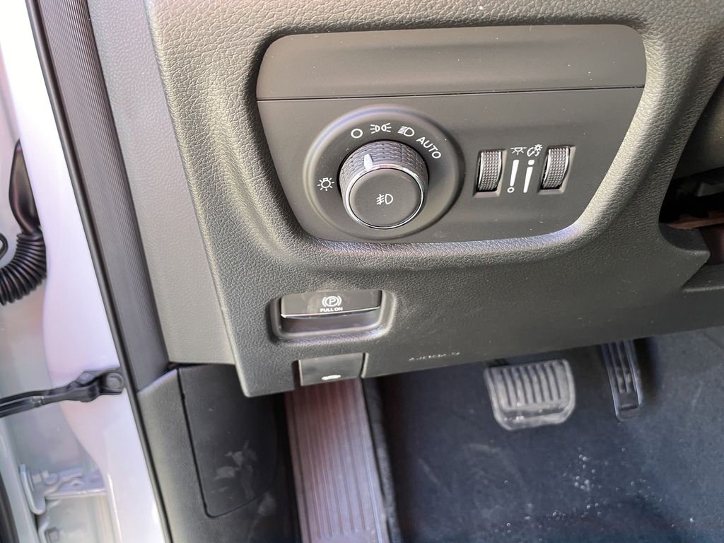 2025 Jeep Grand Cherokee L Limited - Photo 19