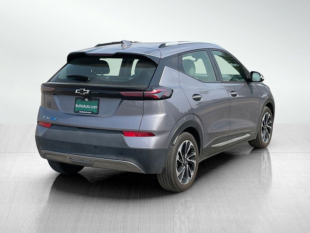 2023 Chevrolet Bolt EUV Premier photo 3