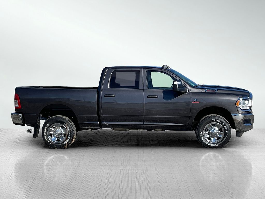 2024 Ram 2500 Tradesman photo 2