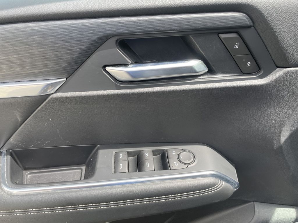 2025 GMC Acadia Elevation - Photo 16