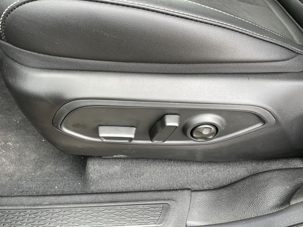 2025 Jeep Grand Cherokee L Altitude - Photo 18