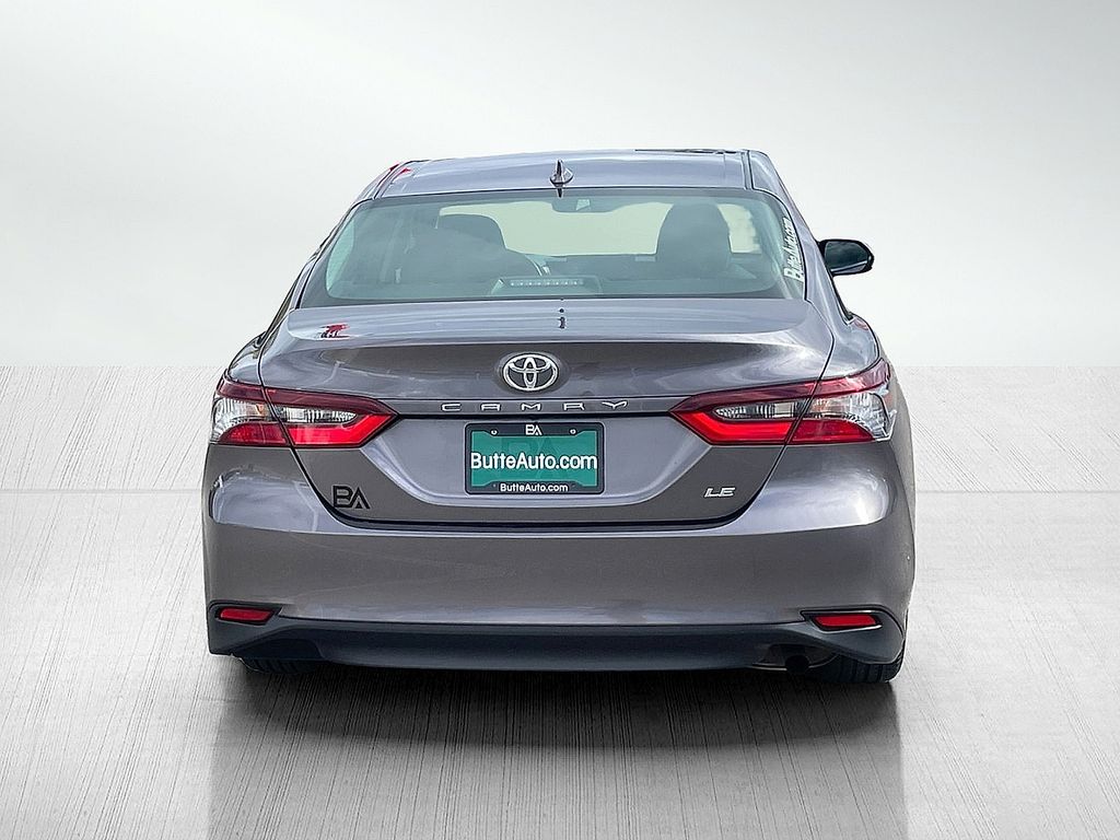 2024 Toyota Camry LE photo 4
