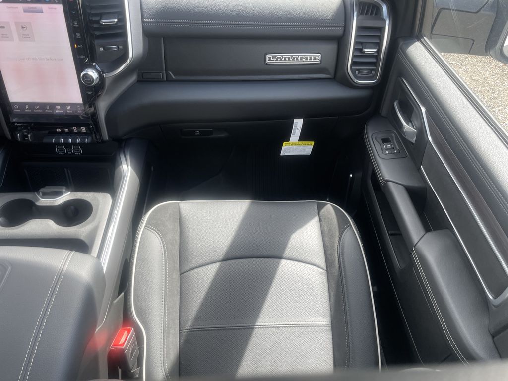 2025 RAM 2500 Laramie - Photo 11