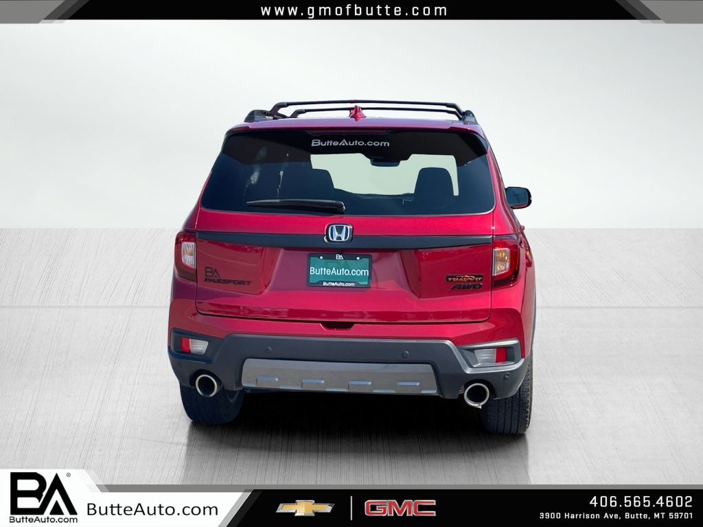 2023 Honda Passport TrailSport photo 2