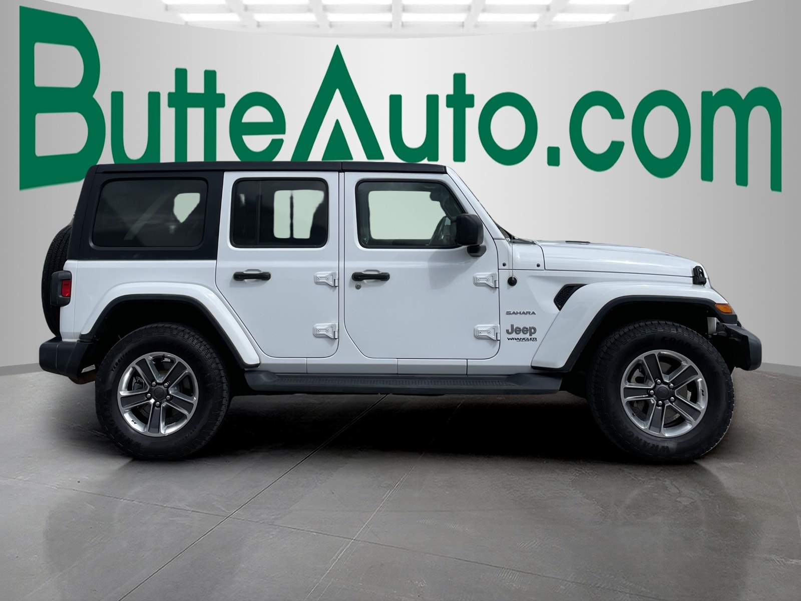 Used 2020 Jeep Wrangler Unlimited Sahara with VIN 1C4HJXEN6LW235985 for sale in Butte, MT