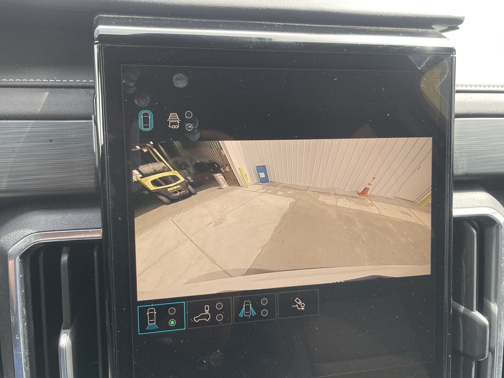 2025 GMC Acadia Elevation - Photo 21