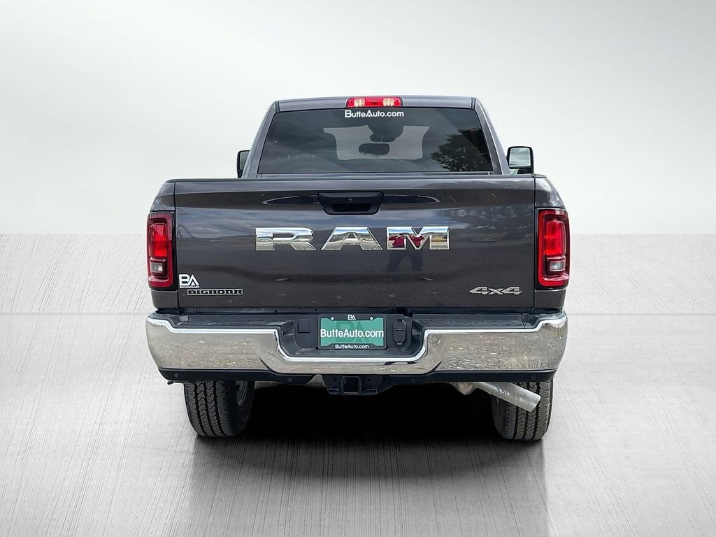 New 2026 Ram 3500 BIG HORN CREW CAB 4X4 6'4 BOX Pickup