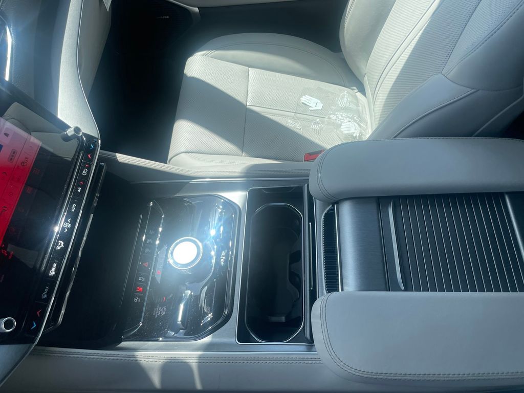 2025 Jeep Wagoneer L Series I - Photo 25