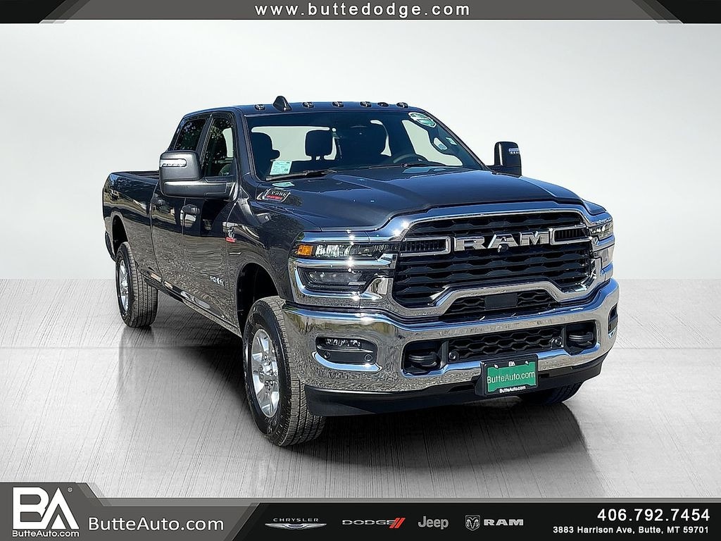 New 2026 Ram 3500 BIG HORN CREW CAB 4X4 8' BOX Pickup