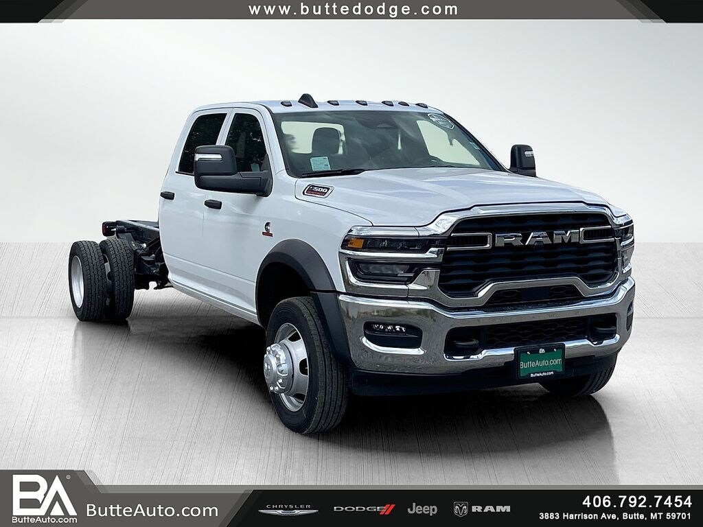 New 2025 Ram 5500 Chassis Cab 5500 TRADESMAN CHASSIS CREW CAB 4X4 84' CA Pickup