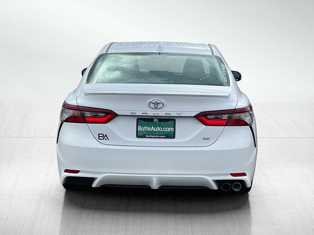 2023 Toyota Camry SE photo 4
