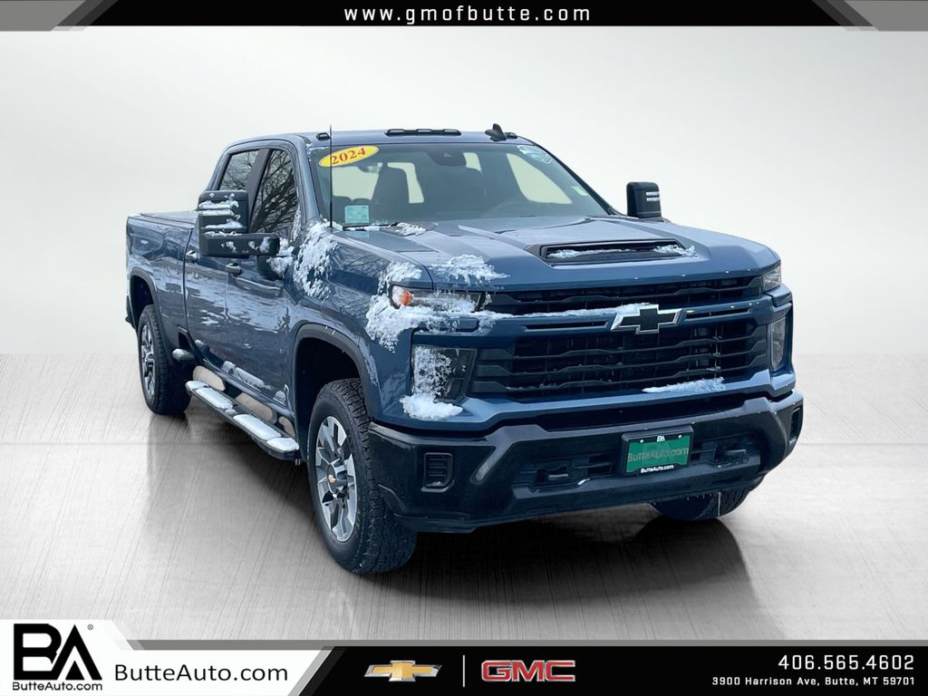 2024 Chevrolet Silverado 2500HD Custom's photo