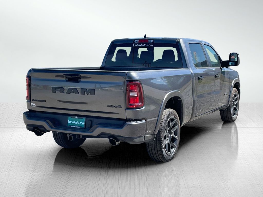 2025 Ram 1500 Laramie photo 3