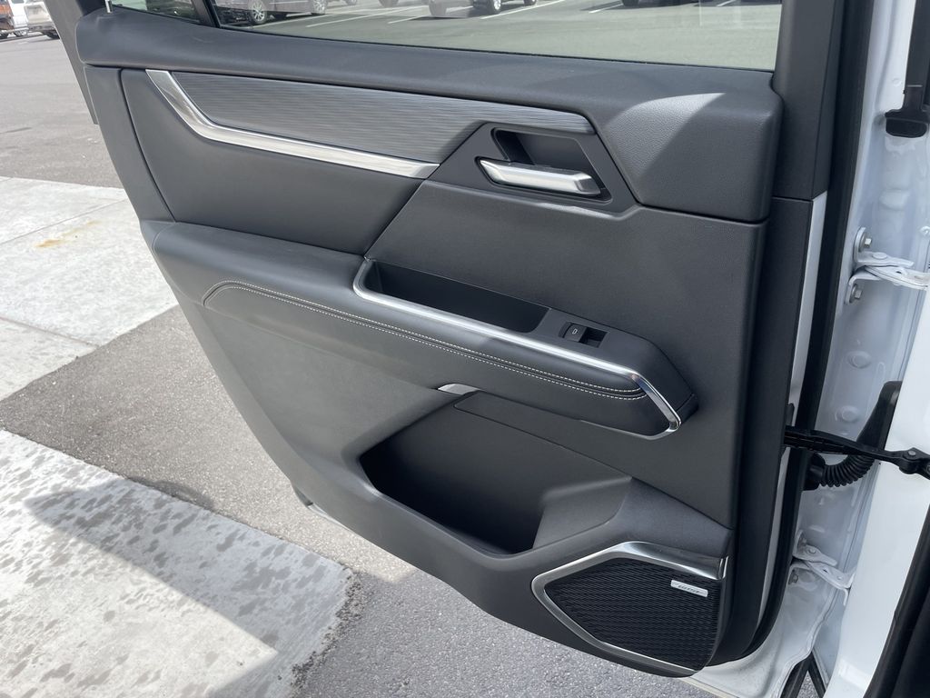 2025 GMC Acadia Elevation - Photo 14