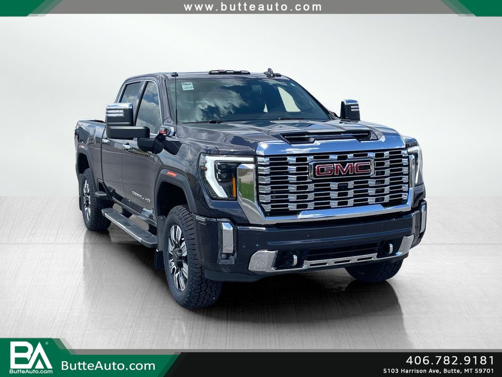 2024 GMC Sierra Denali 4WD Crew Cab Standard Box's photo