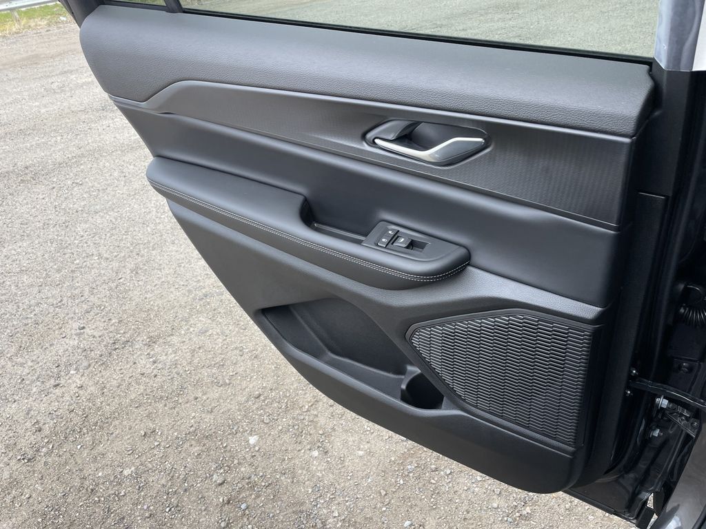 2025 Jeep Grand Cherokee L Altitude - Photo 15