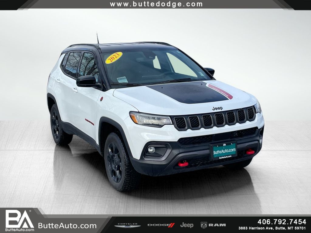 2023 Jeep Compass Trailhawk's photo