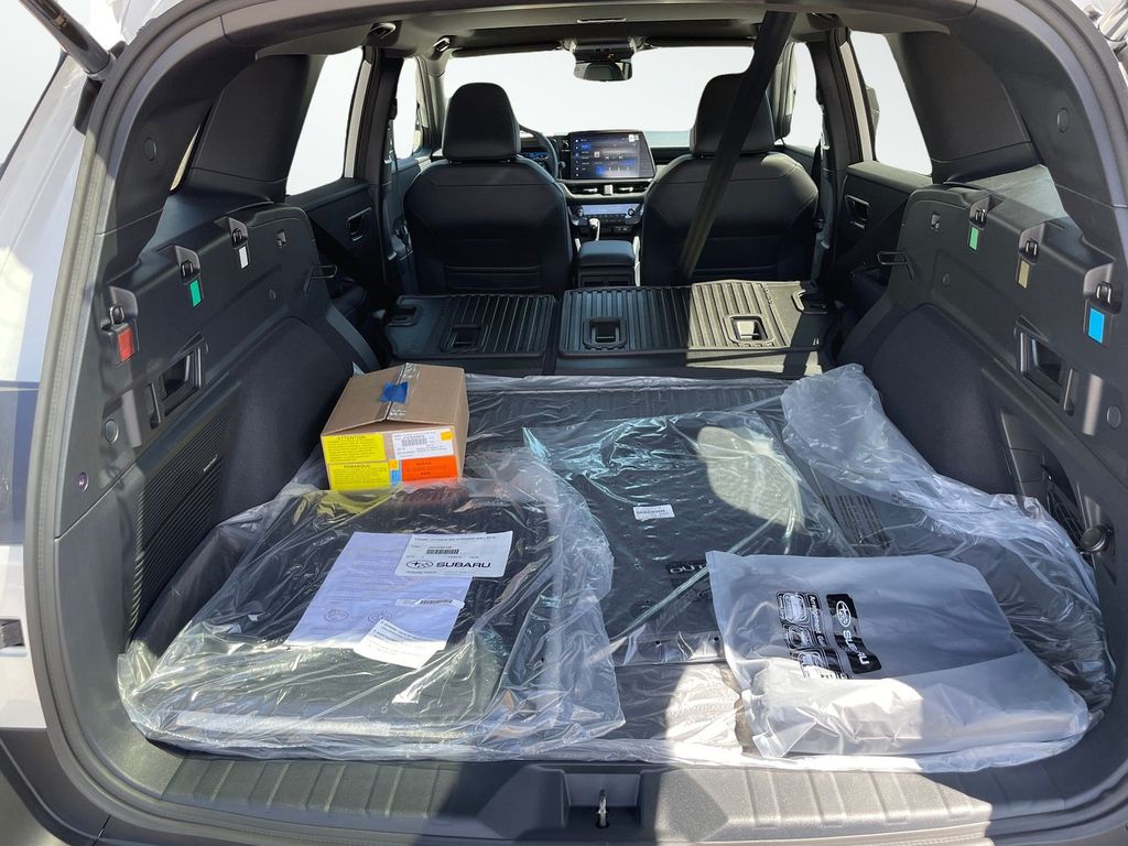 2026 Subaru Outback Limited - Photo 9
