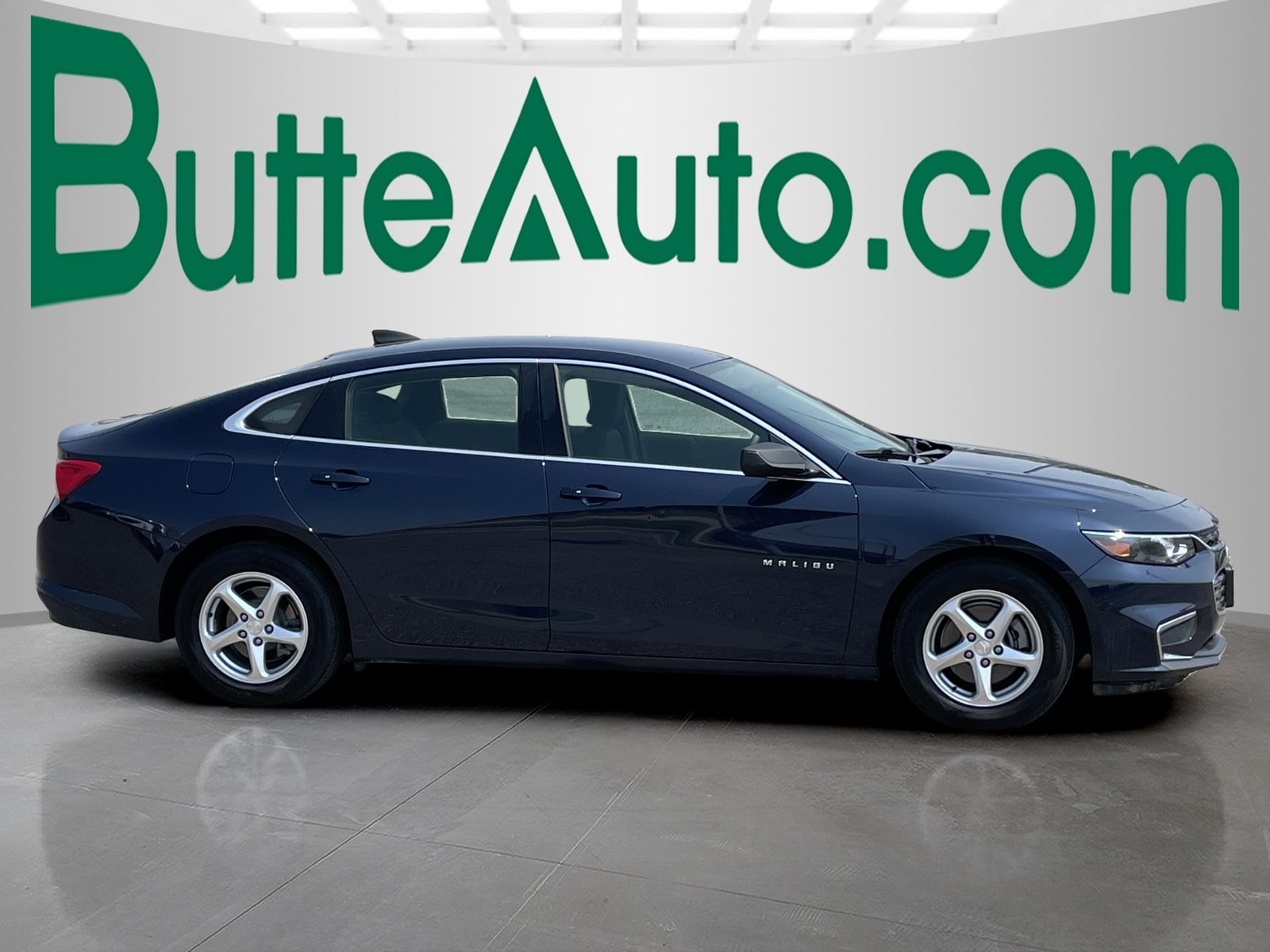 Used 2018 Chevrolet Malibu 1FL with VIN 1G1ZC5ST8JF212767 for sale in Butte, MT