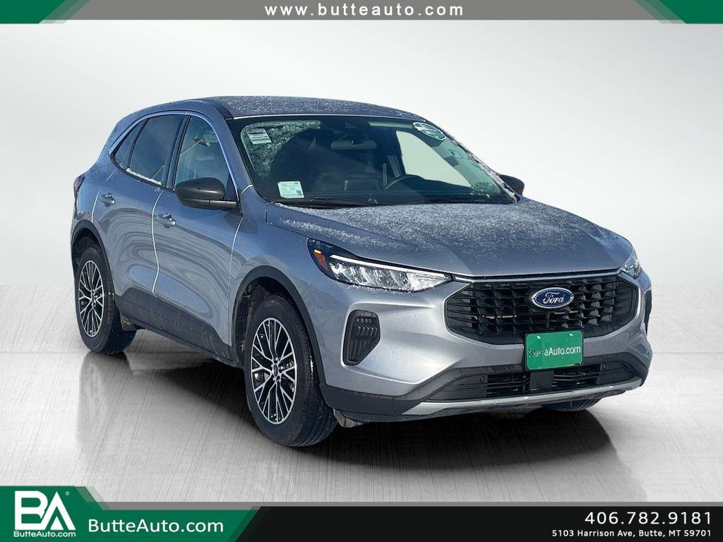 2023 Ford Escape Active's photo