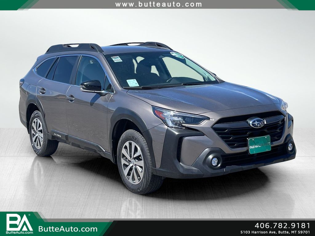 2024 Subaru Outback Premium's photo