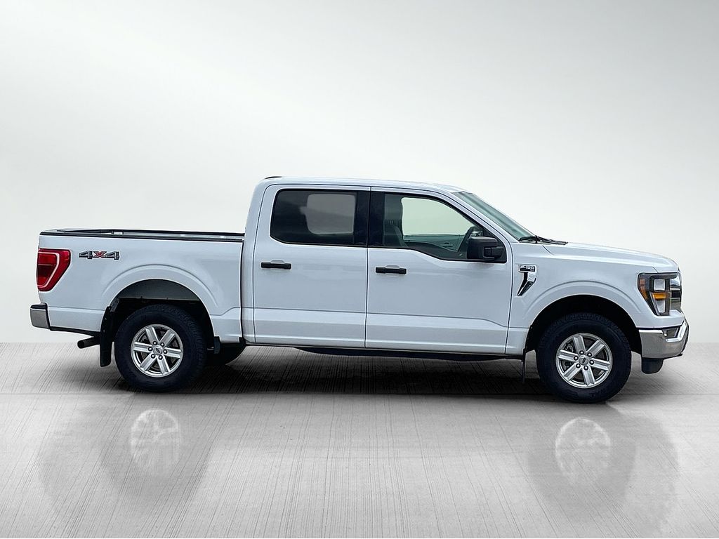 2023 Ford F-150 XLT photo 2