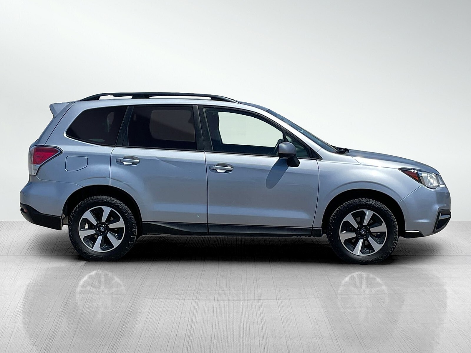 Used 2018 Subaru Forester Premium with VIN JF2SJAGC6JH482425 for sale in Butte, MT