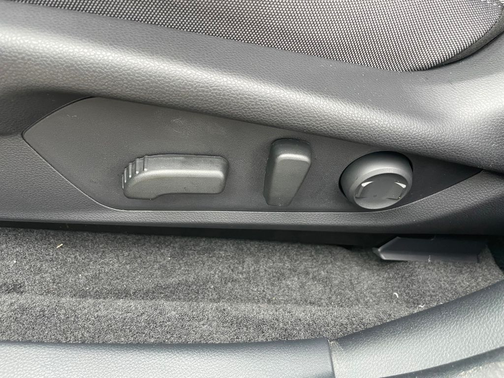 2026 Subaru Crosstrek Premium - Photo 17