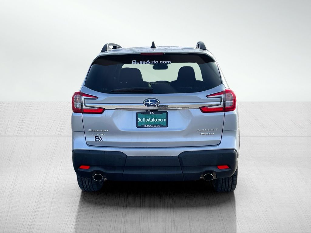 2024 Subaru Ascent Limited photo 3