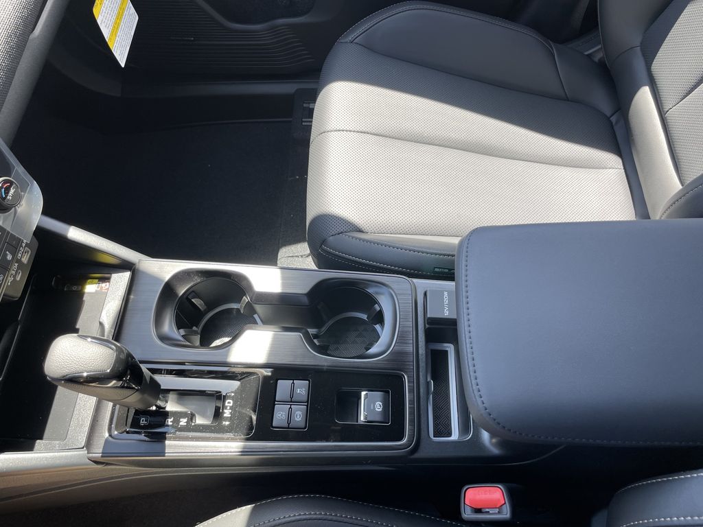 2026 Subaru Outback Limited - Photo 23