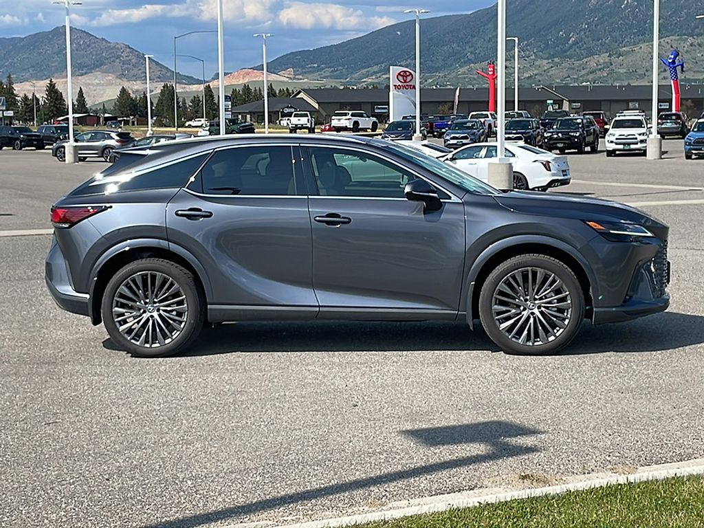 2024 Lexus RX 350h Luxury photo 2