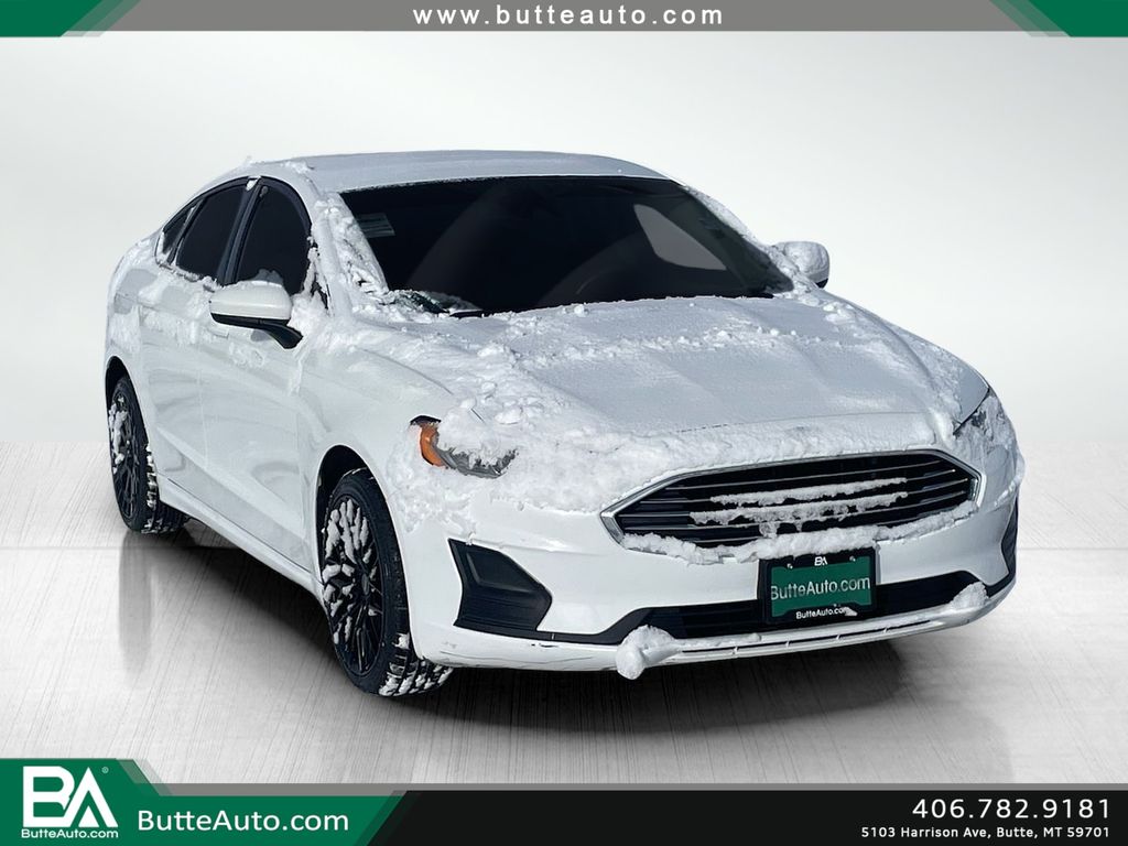 2019 Ford Fusion S's photo