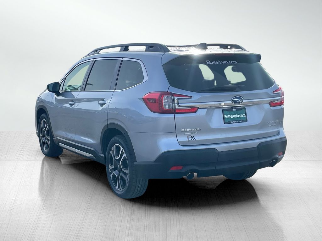 2024 Subaru Ascent Limited photo 4