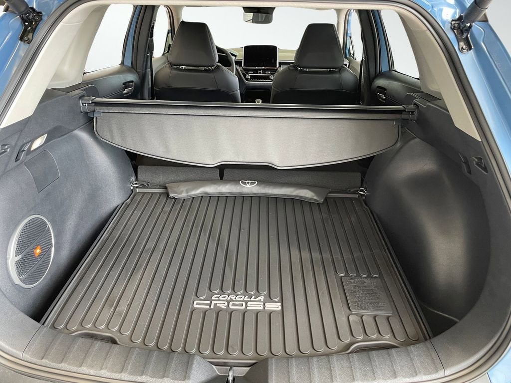2026 Toyota Corolla Cross XLE - Photo 9