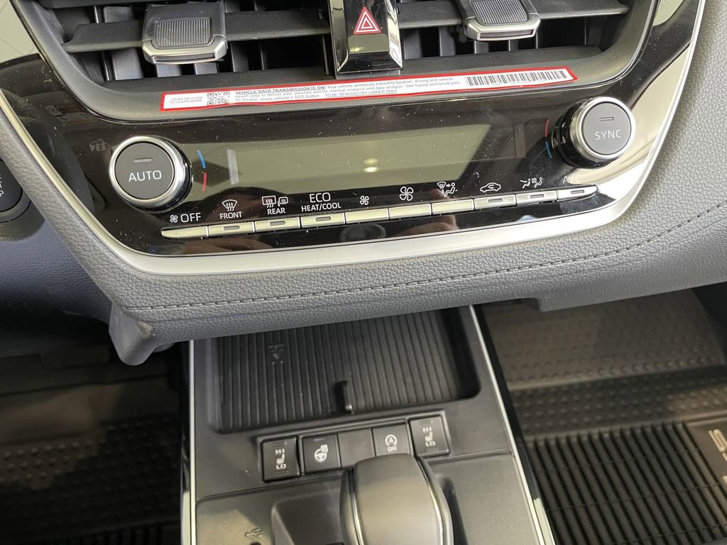 2026 Toyota Corolla Cross XLE - Photo 23