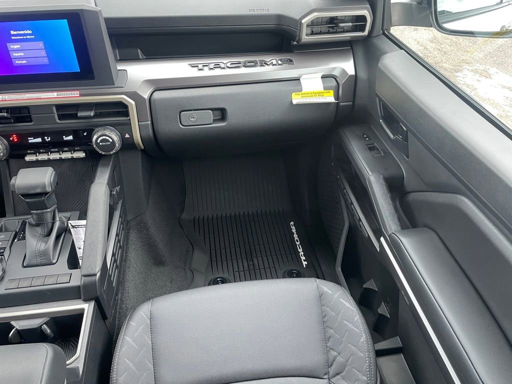 2026 Toyota Tacoma SR5 - Photo 11