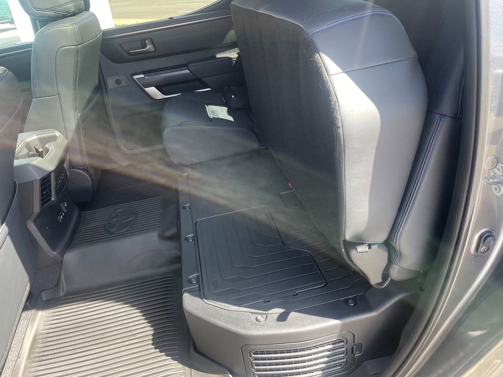 2026 Toyota Tundra Platinum - Photo 10