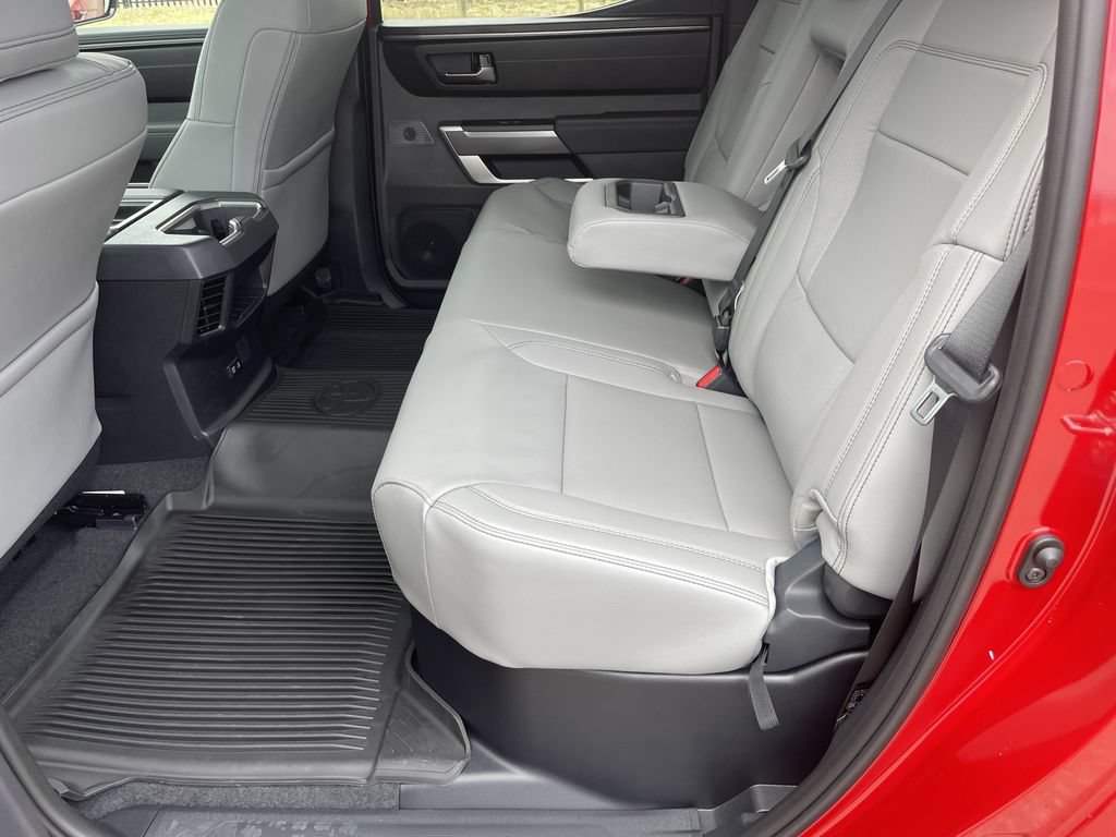 2026 Toyota Tundra SR5 - Photo 11
