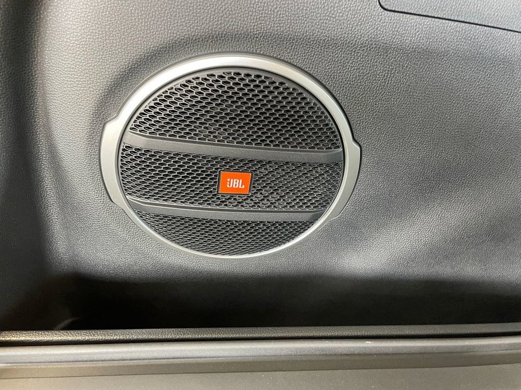 2026 Toyota Corolla Cross XLE - Photo 10