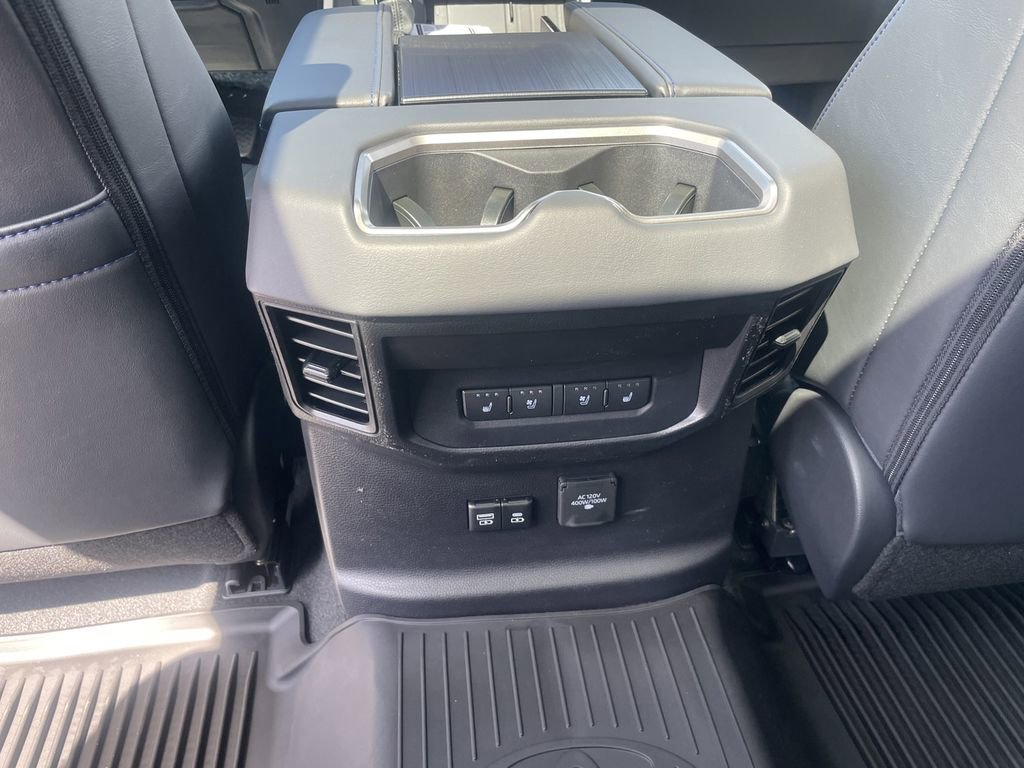 2026 Toyota Tundra Platinum - Photo 14