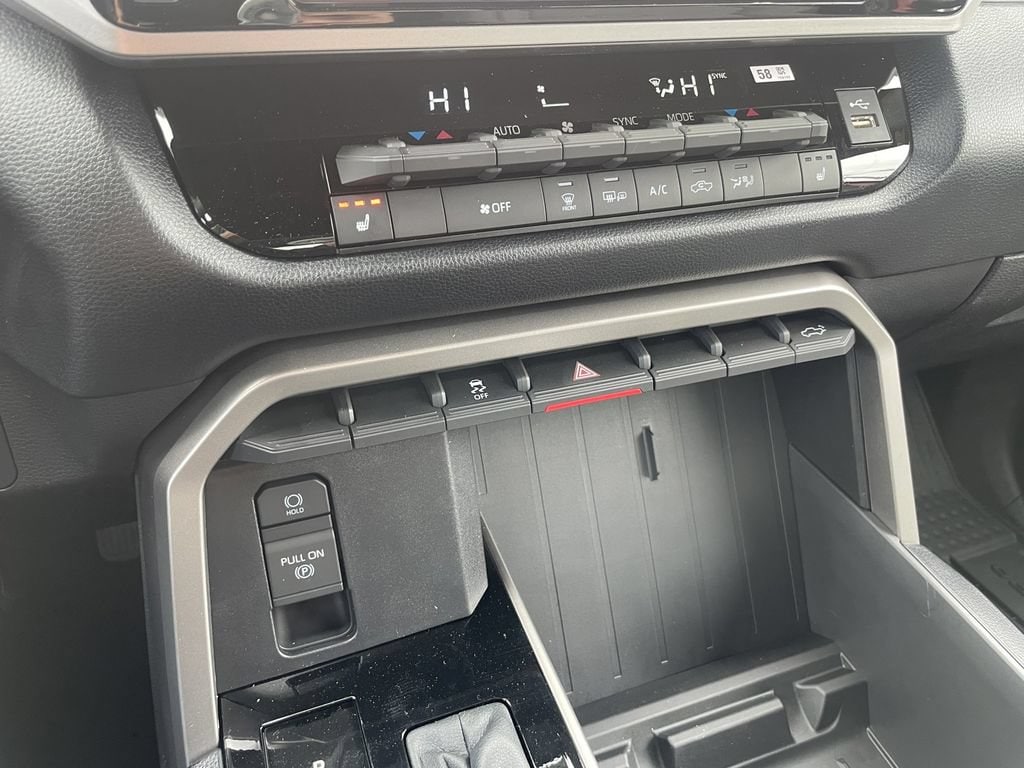 2026 Toyota Tundra SR5 - Photo 22