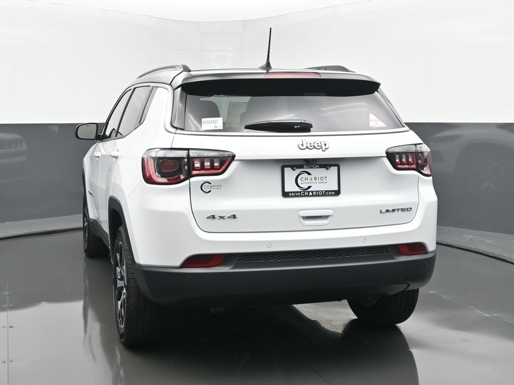 2025 Jeep Compass Limited photo 4
