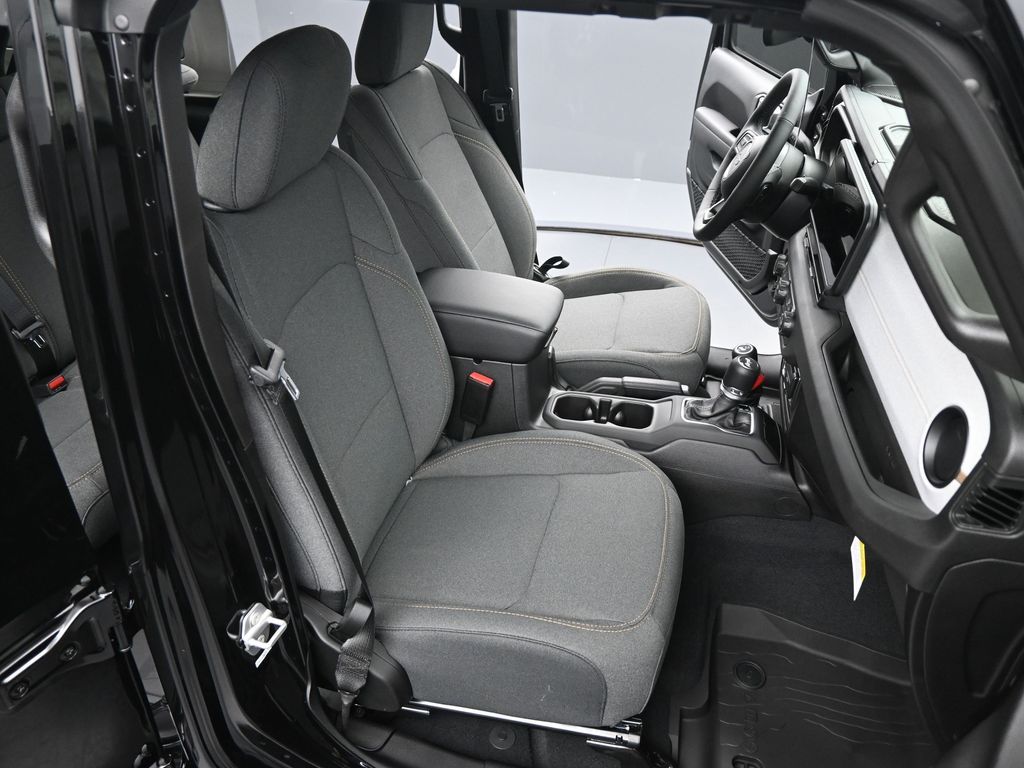 2025 Jeep Wrangler 4-Door Sport S - Photo 19
