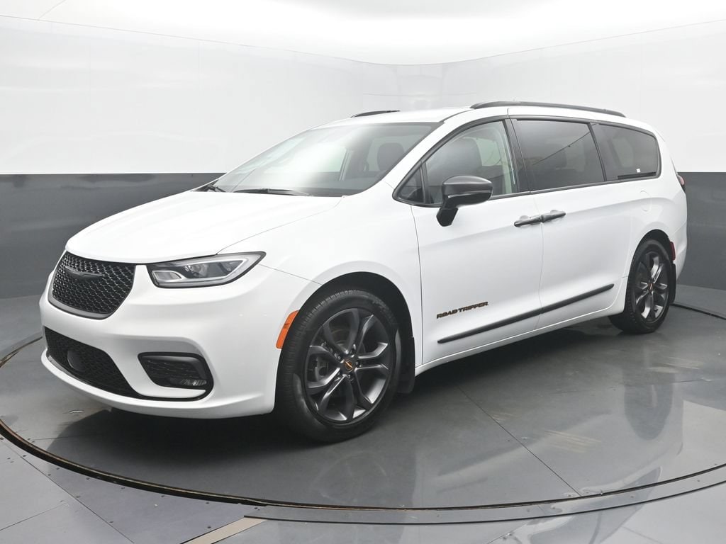 2024 Chrysler Pacifica