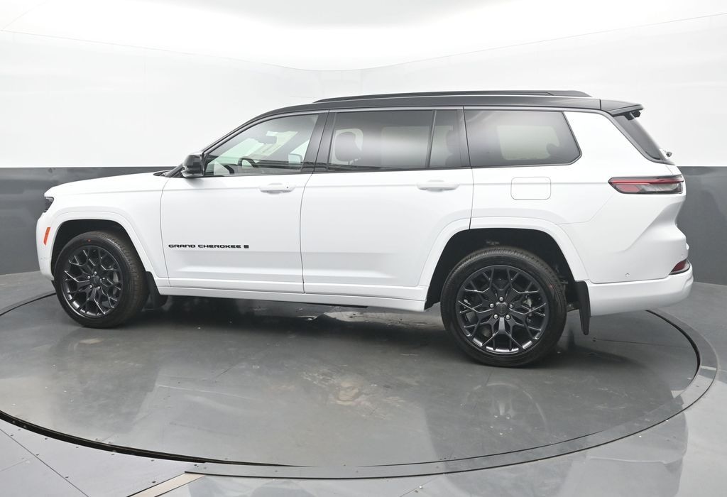 New 2026 Jeep Grand Cherokee L Summit Sport Utility