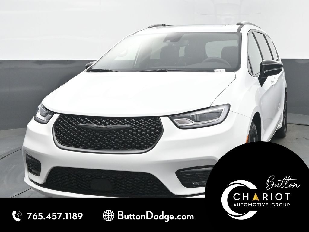 Used 2025 Chrysler Pacifica Limited Minivan/Van