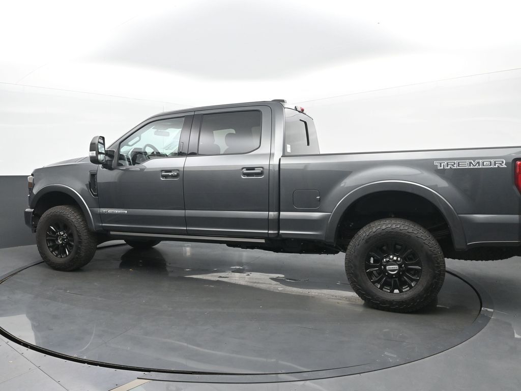2020 Ford F-250 photo 3