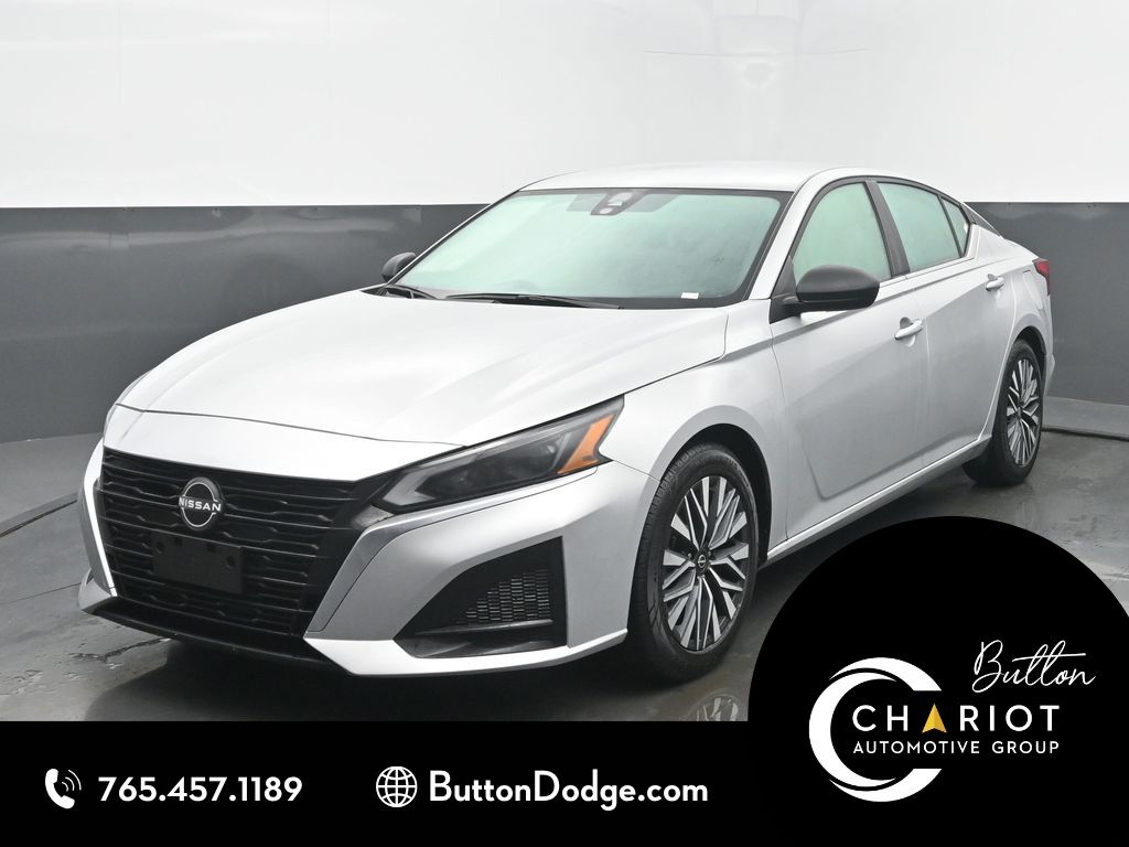 2024 Nissan Altima SV's photo